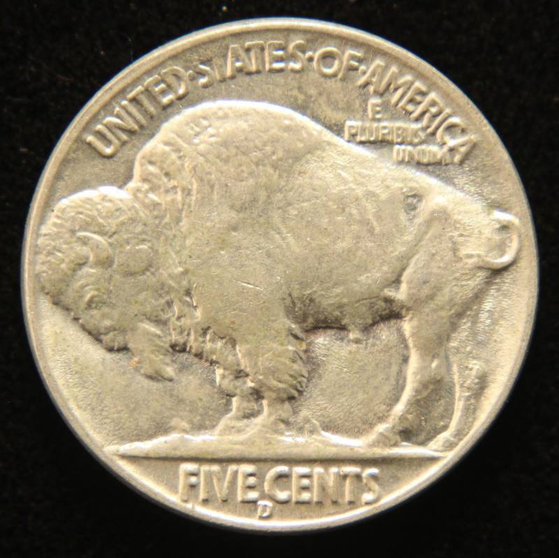 lot 06 image: 1937-D US BUFFALO NICKEL AU