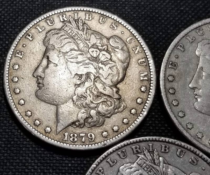 lot 25-B image: 3 MORGAN SILVER DOLLARS 1879 1881 1882