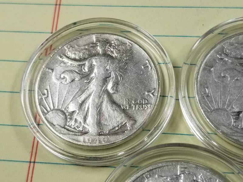 lot 16-A image: GROUP OF 10 WALKING LIBERTY HALF DOLLARS IN AIRTITES