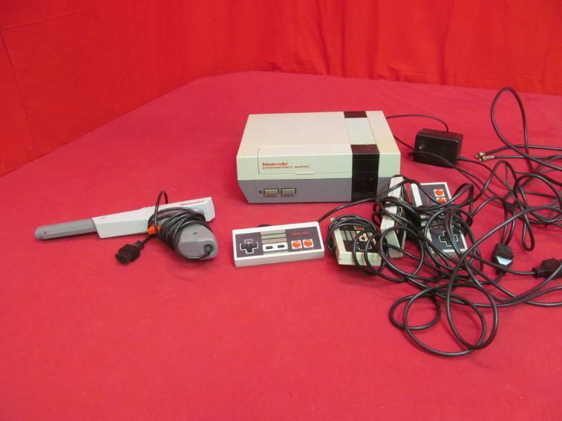 lot 24 image: Nintendo 64