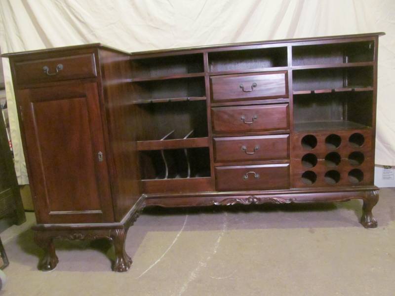 lot 43 image: vintage oak bar