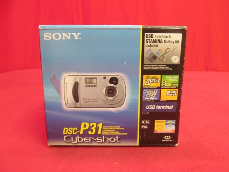 lot 67 image: Sony camera