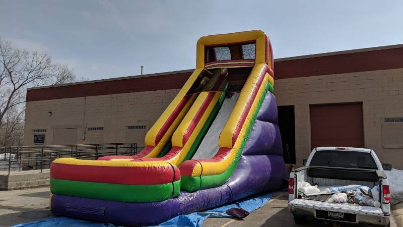 lot 204 image: Ninja Jump Inc. Commander 24 Inflatable Slide