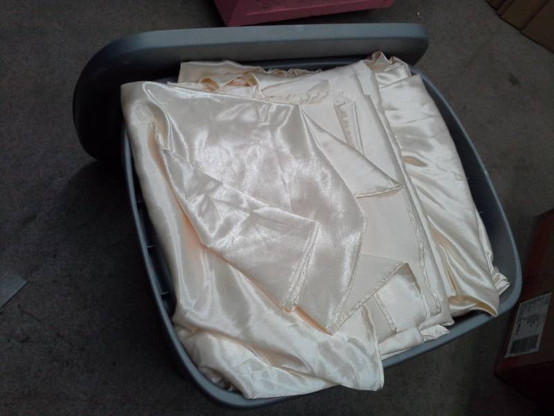 lot 310 image: Lot of (25) Ivory Satin Tablecloths