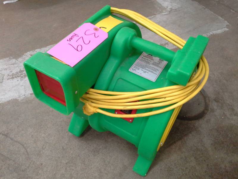 lot 329 image: B-Air Blowers Kodiak Power Blower