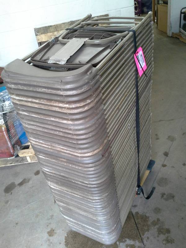 lot 222 image: Lot of (50) Samsonite Metal Folding Chairs with Plastic Seats and Backs