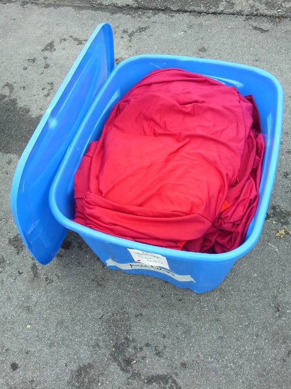 lot 253 image: Lot of (30) Apple (Dark) Red Ruched Spandex Chair Covers