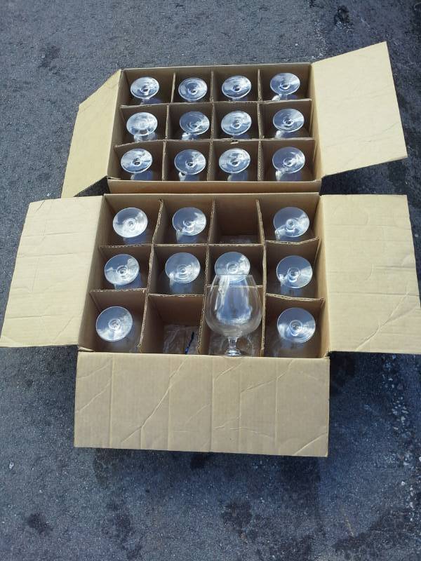 lot 272 image: Lot of (20) Stem Water Glasses