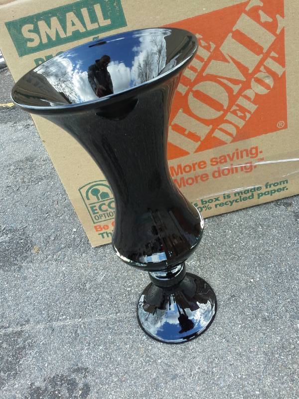 lot 281 image: Lot of (9) 11-inch BlackDark Purple Trumpet Vases