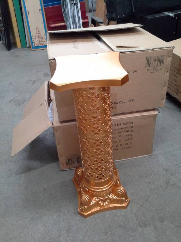 lot 289 image: Lot of (8) 33-inch Pedestals