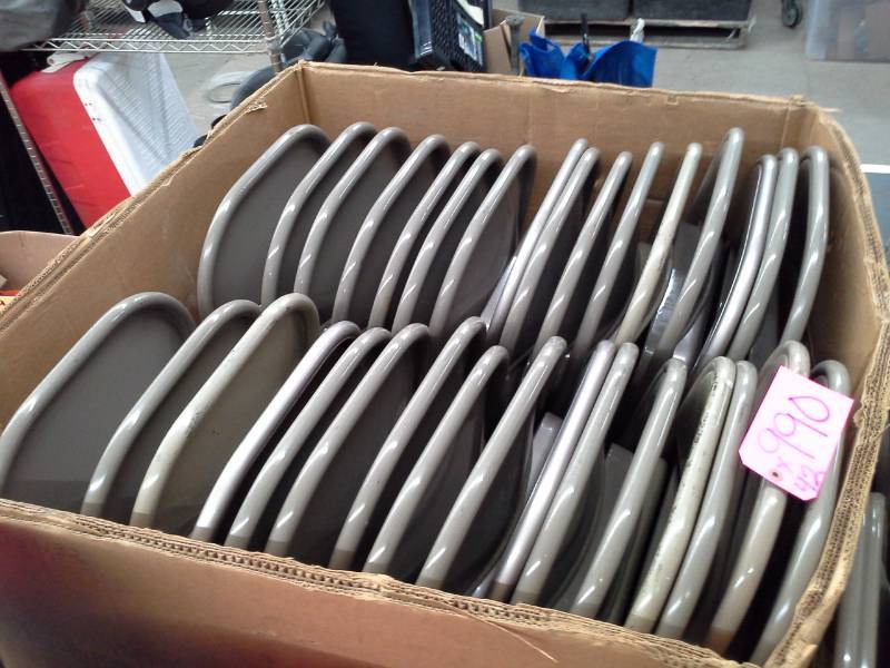 lot 990 image: 42 Aluminum Folding Chairs
