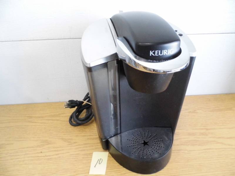lot 10 image: Keurig 8140 Commercial Coffee Maker