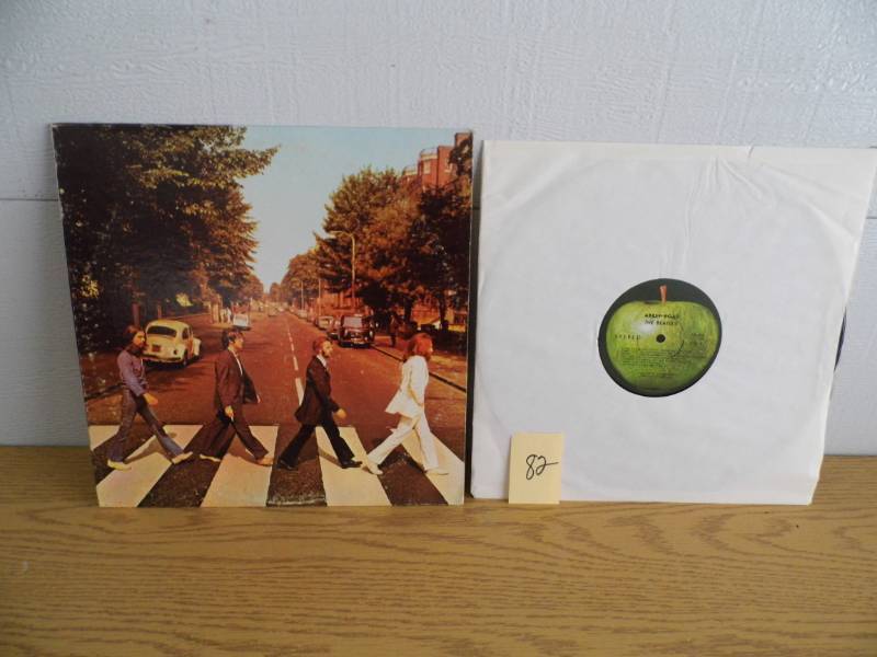 lot 82 image: Abbey Road Album