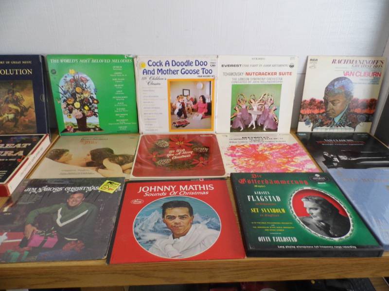 lot 100 image: Boxed Sets of Vintage Albums