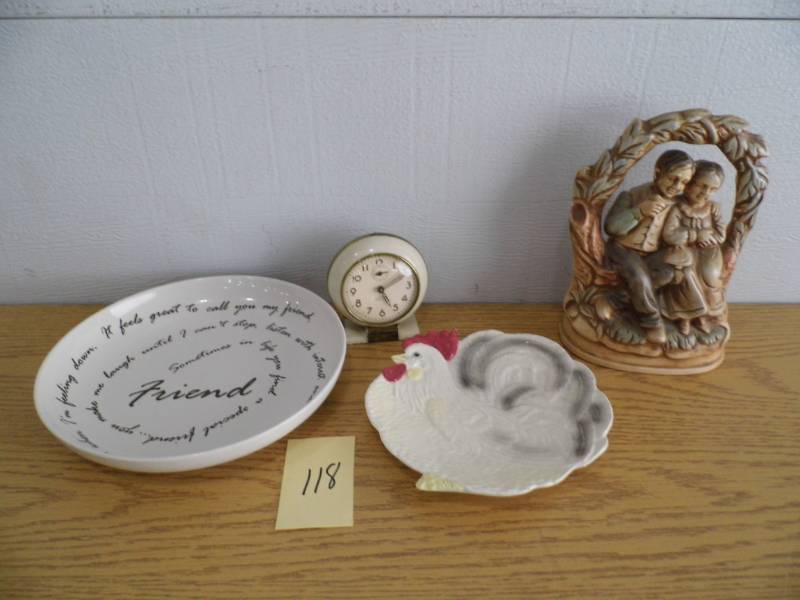 lot 118 image: Dcor - Music Box