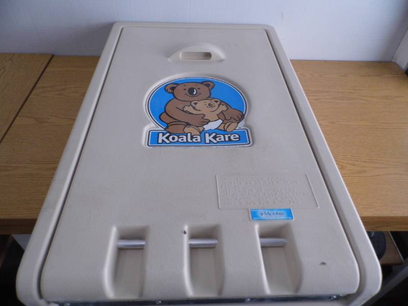 lot 140 image: Koala Kare Changing Table