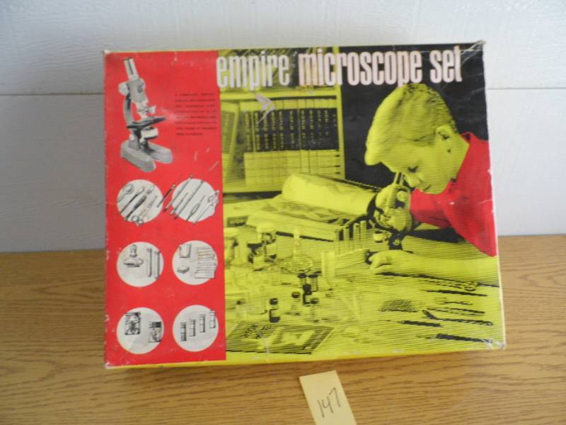 lot 147 image: Empire Microscope Set