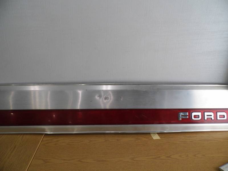 lot 155 image: Ford Tailgate Emblem