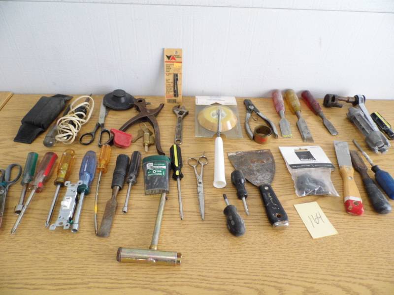 lot 164 image: Tools