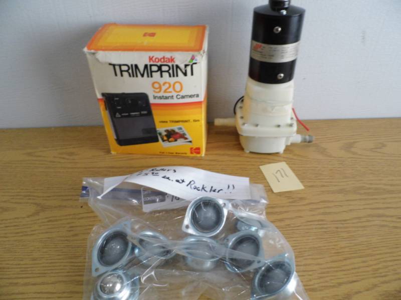 lot 171 image: Pump - Rollers - Camera