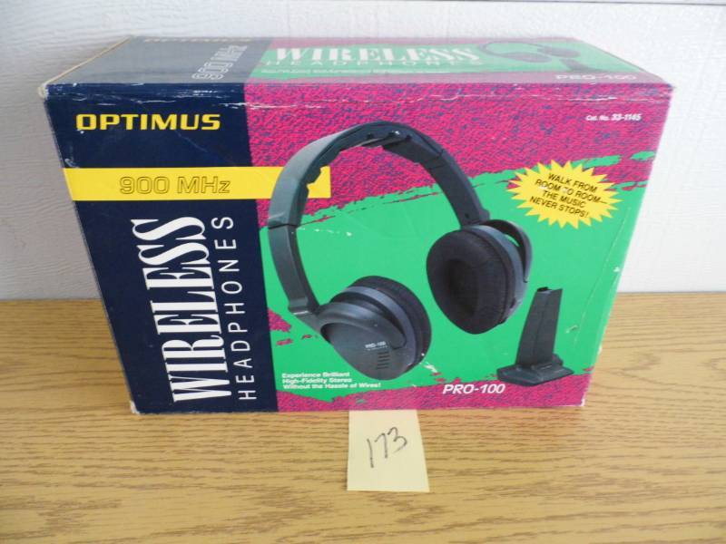 lot 173 image: Optimus Wireless Headphones