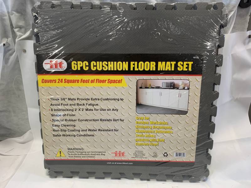 lot 67 image: 6pc Shop Gym Garage Floor Mat Set
