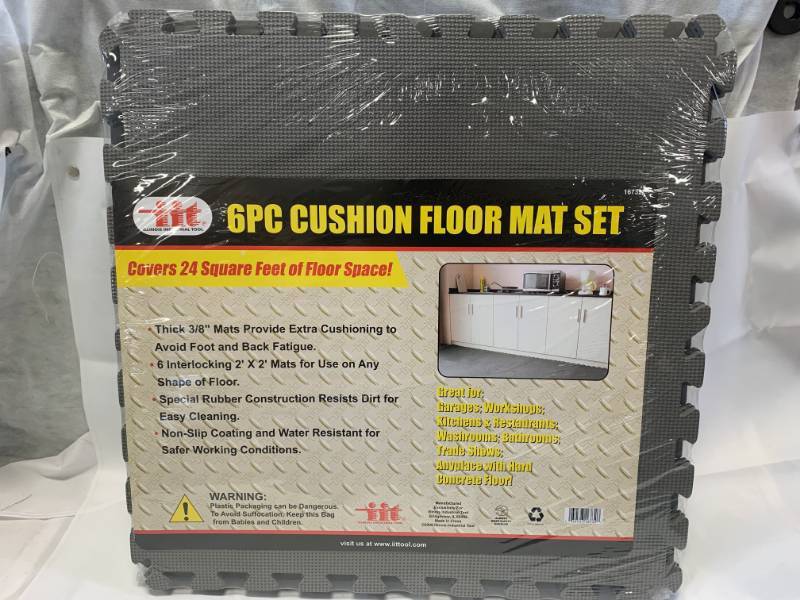 lot 68 image: 6pc Shop Gym Garage Floor Mat Set