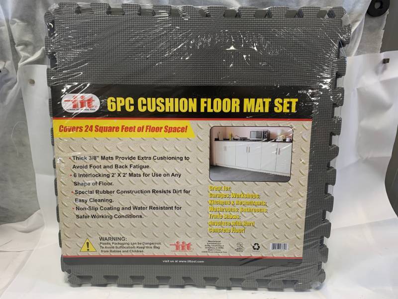 lot 70 image: 6pc Shop Gym Garage Floor Mat Set