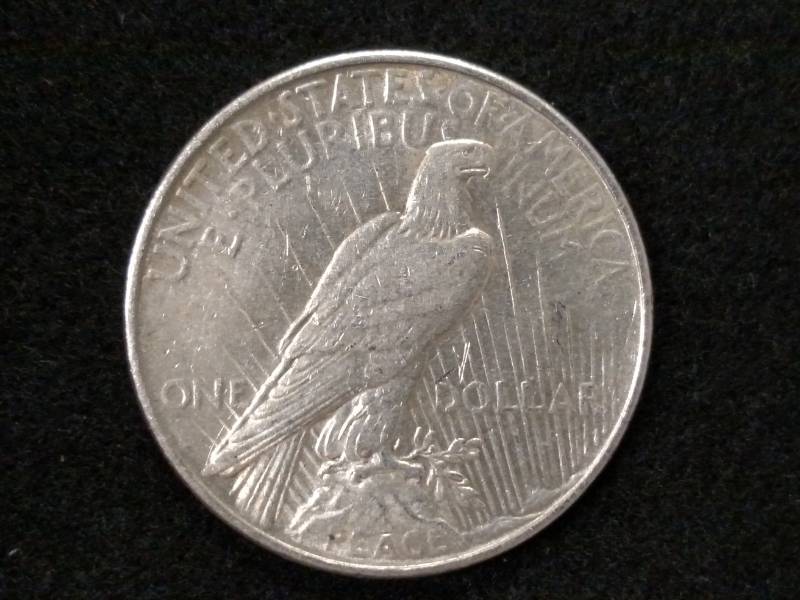 1922 Peace Silver Dollar...