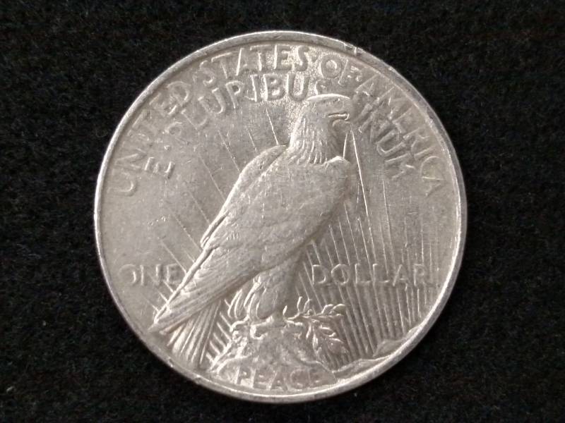 1922 Peace Silver Dollar...