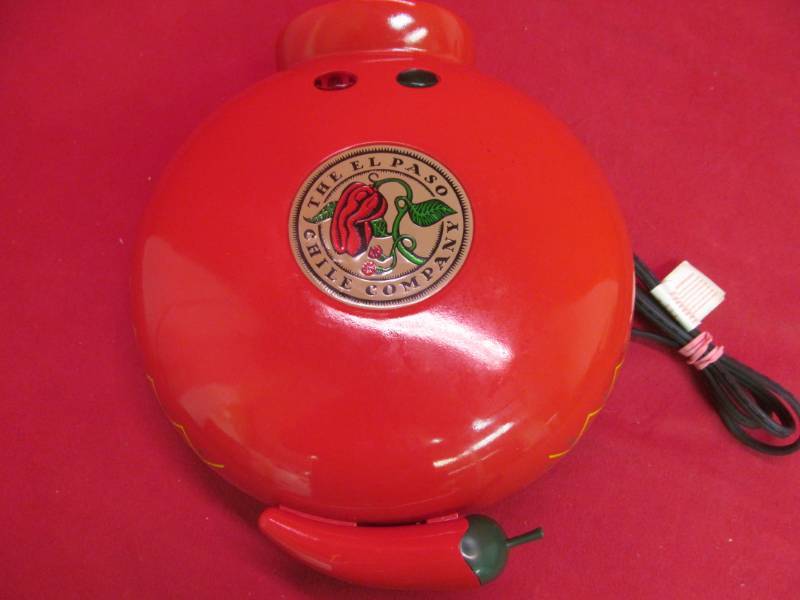 lot 2 image: Quesadilla maker