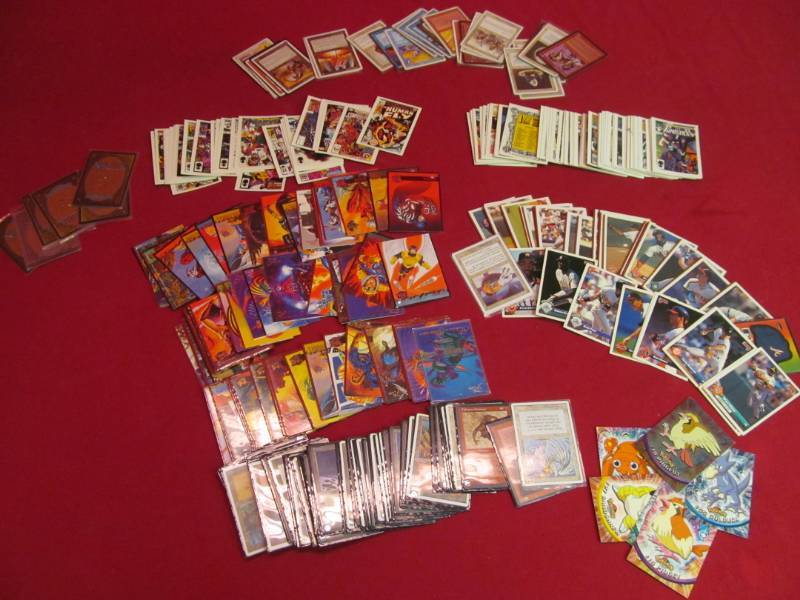 lot 106 image: trading cards