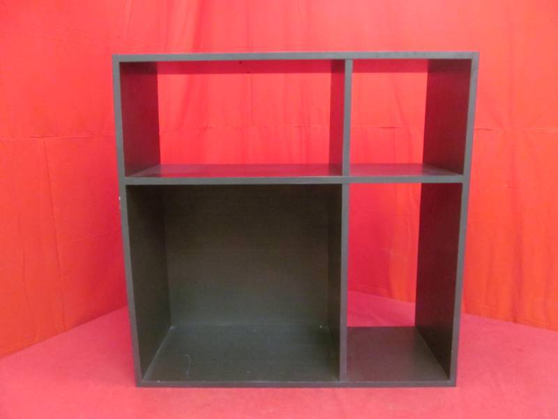 lot 116 image: cubical