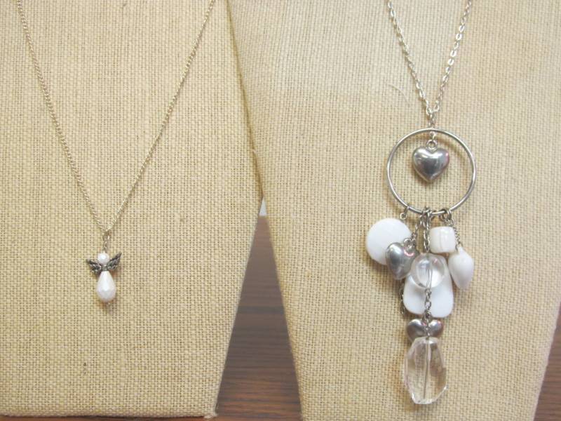 lot 129 image: hand made jewelry