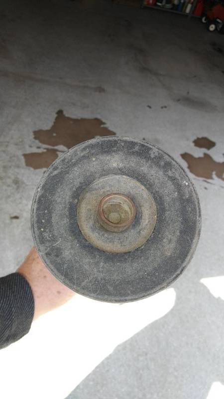 lot 15 image: Wooden Tripod