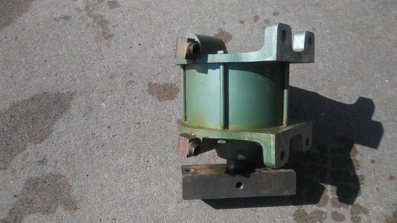 lot 25 image: Air Mite Air Pump