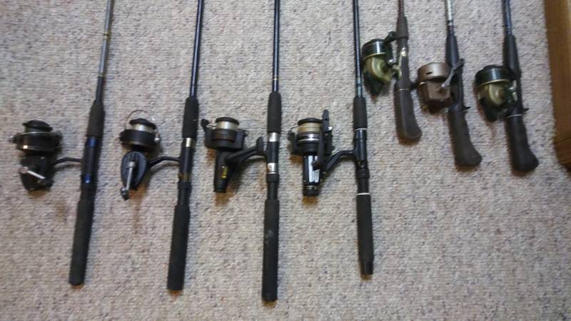 lot 42 image: Batch of Fishing Rods & Reels