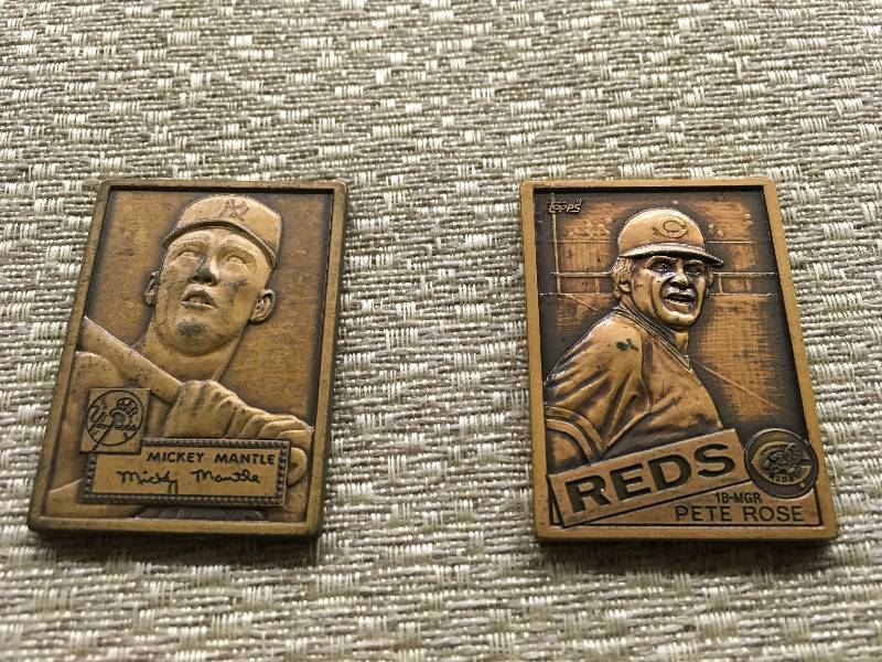 lot 202 image: Mickey Mantle & Pete Rose Bronze Plates