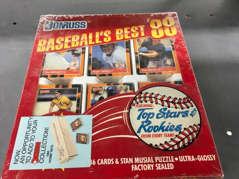 lot 213 image: 1988 Donruss MLB Card Set - Sealed