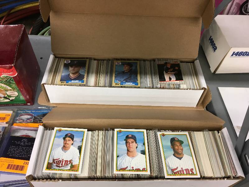 lot 233 image: Two Random Minnesota Twins Card Boxes