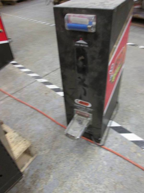 lot 11 image: Advertising Bic Lighter Dispenser C...