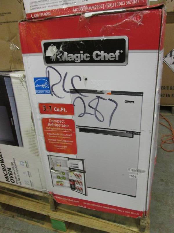 lot 28 image: Magic Chef 44 Bottle Dual Zone Wine...
