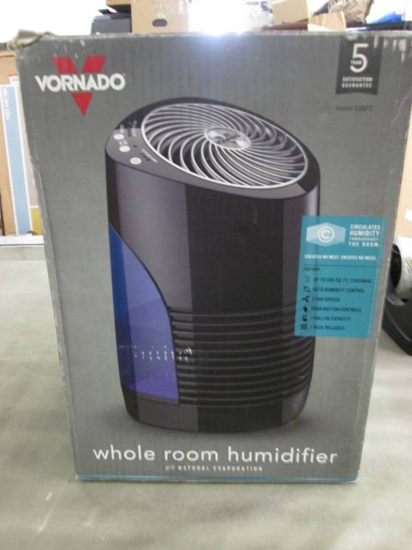 lot 34 image: Vornado Evap2 Whole Room Evaporativ...