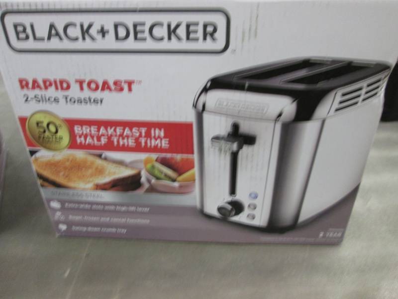 lot 50 image: Black& Decker Rapid Toast 2-Slice S...