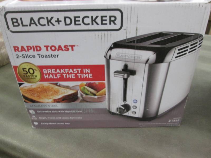 lot 51 image: Black& Decker Rapid Toast 2-Slice S...