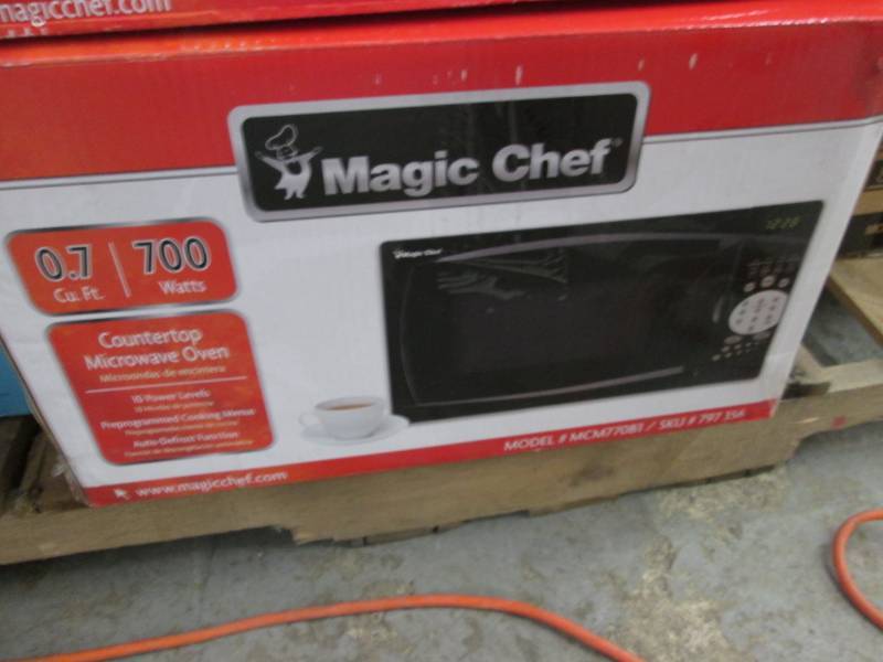 Magic Chef 0 7 Cu Ft Countertop M Vending Small Appliances