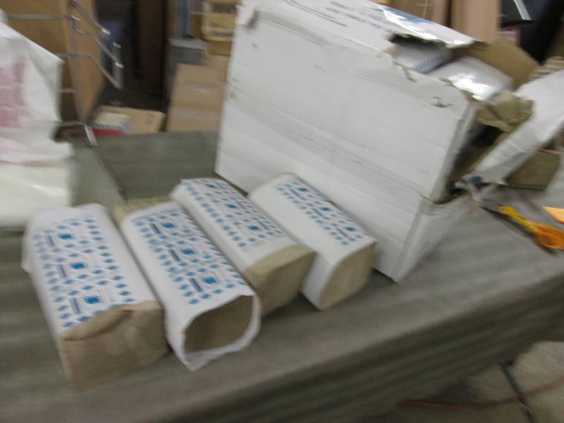 lot 106 image: Case of Single Fold Paper Towels pl...