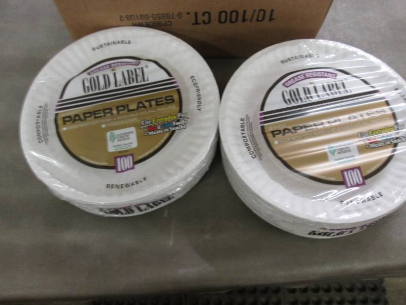 lot 178 image: 8 - Gold Label Paper Plates 9 inch...