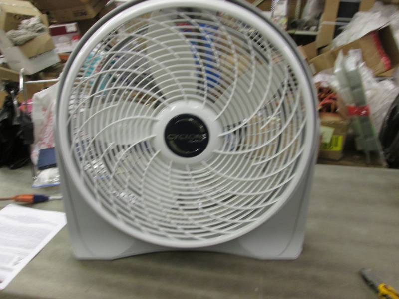 lot 197 image: Lasko Cyclone 20 in. Power Circulat...