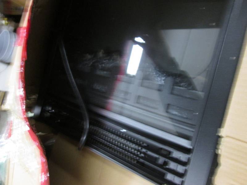 lot 224 image: Electric Fireplace Insert plus unkn...